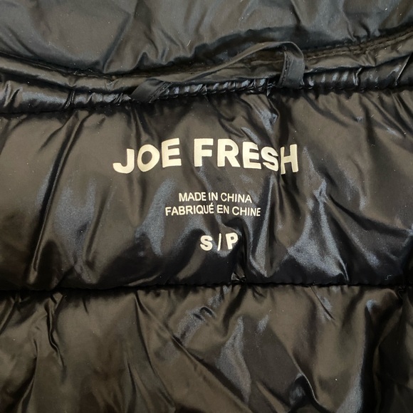 Joe Fresh black puffer vest - Picture 2 of 3